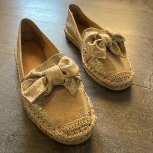 NWOT - Bandolino Espadrille Flat Size 7